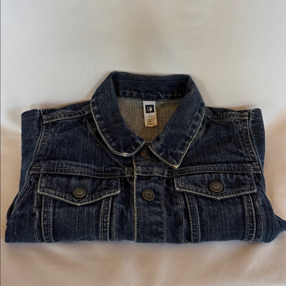 LIKE NEW!! BABY GAP UNISEX DENIM JEANS JACKET TODDLER SIZE 4 - Picture 9 of 11